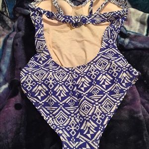 VamaStyle One-Piece Bathing Suit